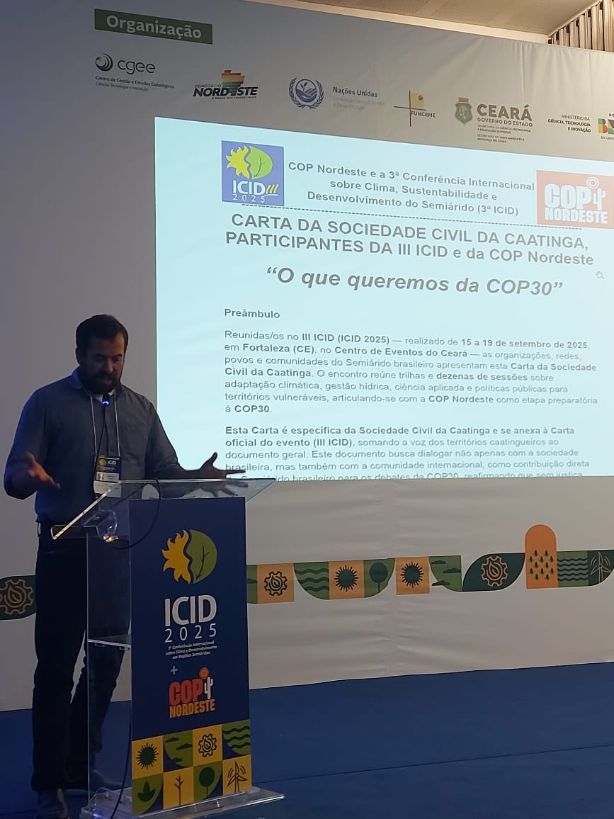 Apresentação da Carta na Plenária Final